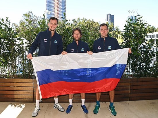 Судороги Медведева не помешали России обыграть Францию на ATP Cup