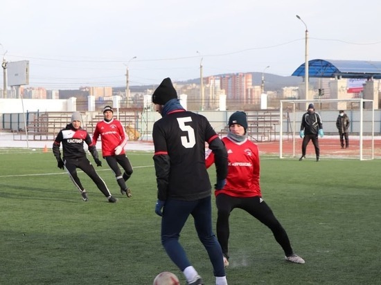 Зимние футбольные матчи начнутся на «Локомотиве» 3 января в Чите