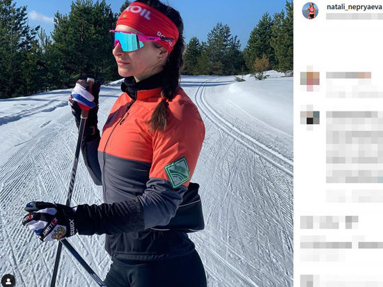 Российская лыжница Непряева выиграла масс-старт "Тур де Ски"