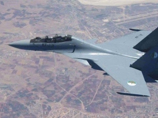 Алжир отказался от закупки российских истребителей Су-35