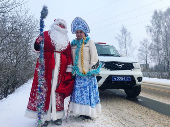 «Полицейский Дед Мороз» пришел в Монастырщину