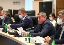 Сегодня, на старте 2022 года, губернатор Волгоградской области Андрей Бочаров вместе с руководством города Волгограда обсудил актуальные вопросы перспективного развития города-героя