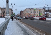 После не по-зимнему теплого утра, когда в Томске всего -2, в городе резко похолодает: вечером уже -10 и это еще далеко не предел.