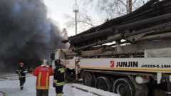 В Екатеринбурге крупный пожар на промышленной площадке