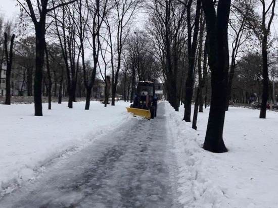 В ДНР не могут справиться с гололёдом на дорогах