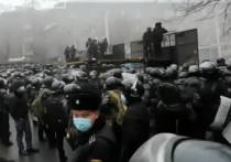 Протесты в Казахстане, как считают политологи, являются не только внутренним делом этой страны, но имеют и международный подтекст