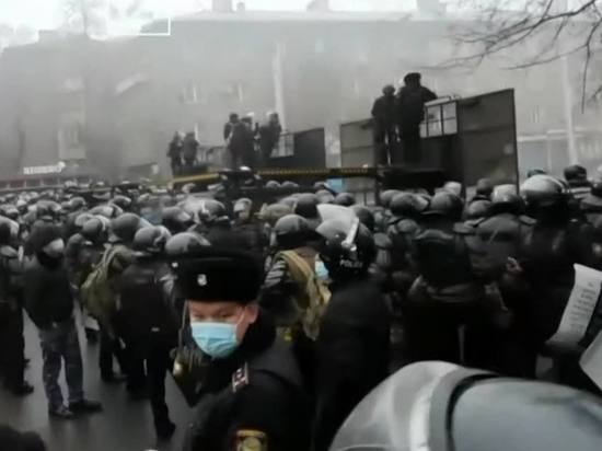 Эксперты связали протесты в Казахстане с предстоящими переговорами РФ и США