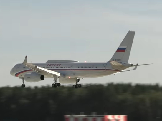 Самолет специального летного отряда «Россия» вылетел в Казахстан