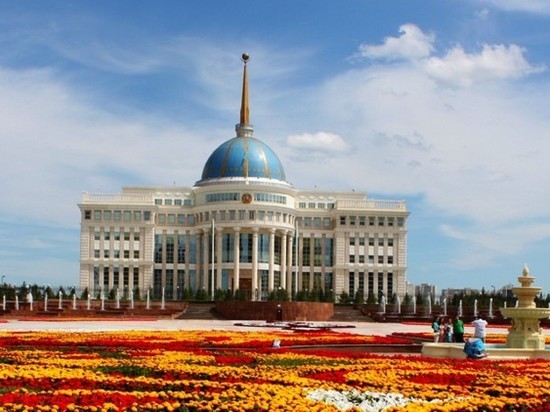 Коротченко не исключил появления баз США в Казахстане при смене власти
