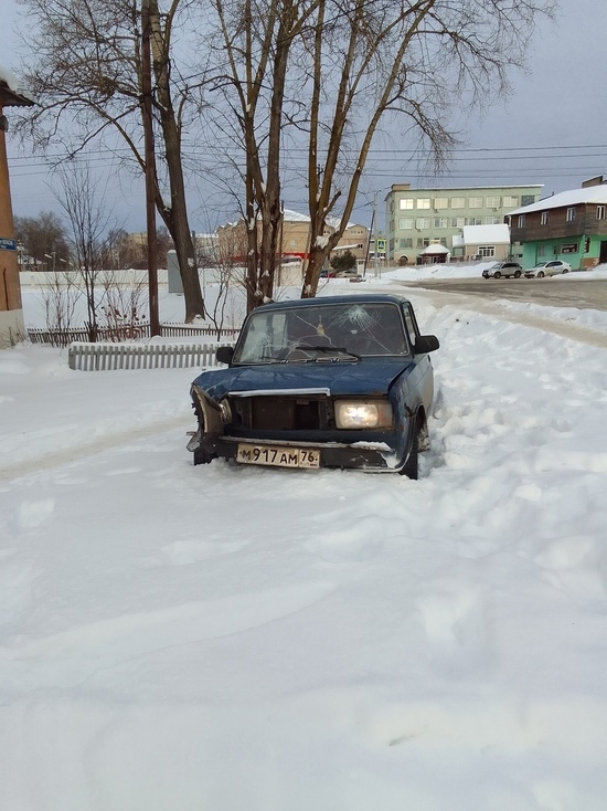 В Ярославской области полиция устроила погоню за угонщиком автомобиля
