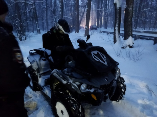 В Солотче останавливают водителей снегоходов и квадроциклов