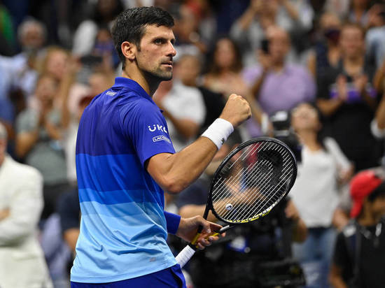 Теннисисту Новаку Джоковичу аннулировали визу в Австралию