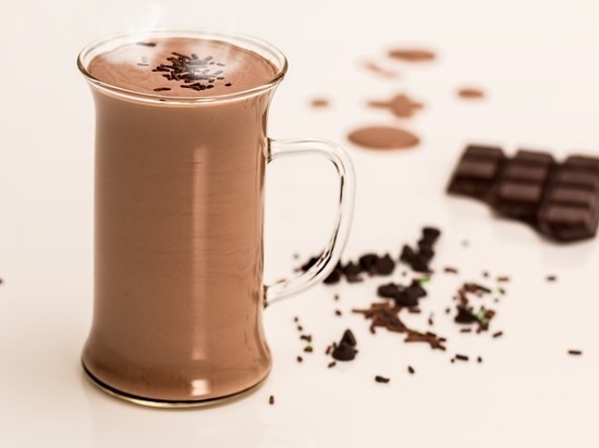 Нутрициолог Корнилова советует ежедневное какао людям старше 40 лет