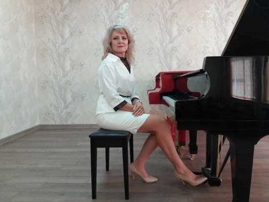 Преподаватель фортепиано из Невинномысска стала стипендиатом губернатора
