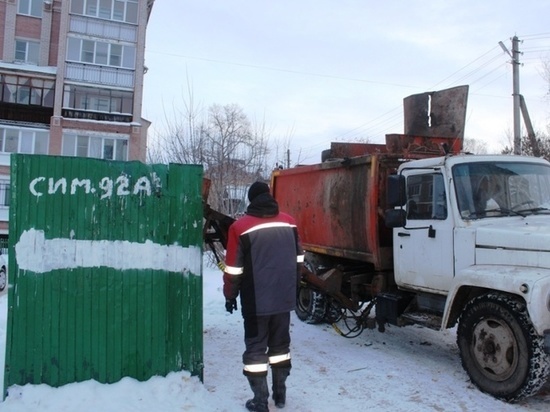 Уборку мусора в Костроме снимают на фото и отправляют в колл-центр