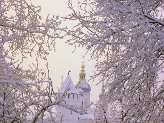 Тюменский губернатор поздравил земляков с Рождеством