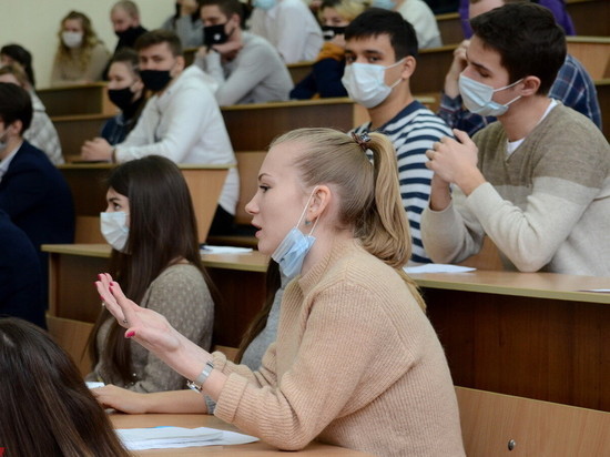 72% выпускников вузов ДНР выбрали работу по специальности