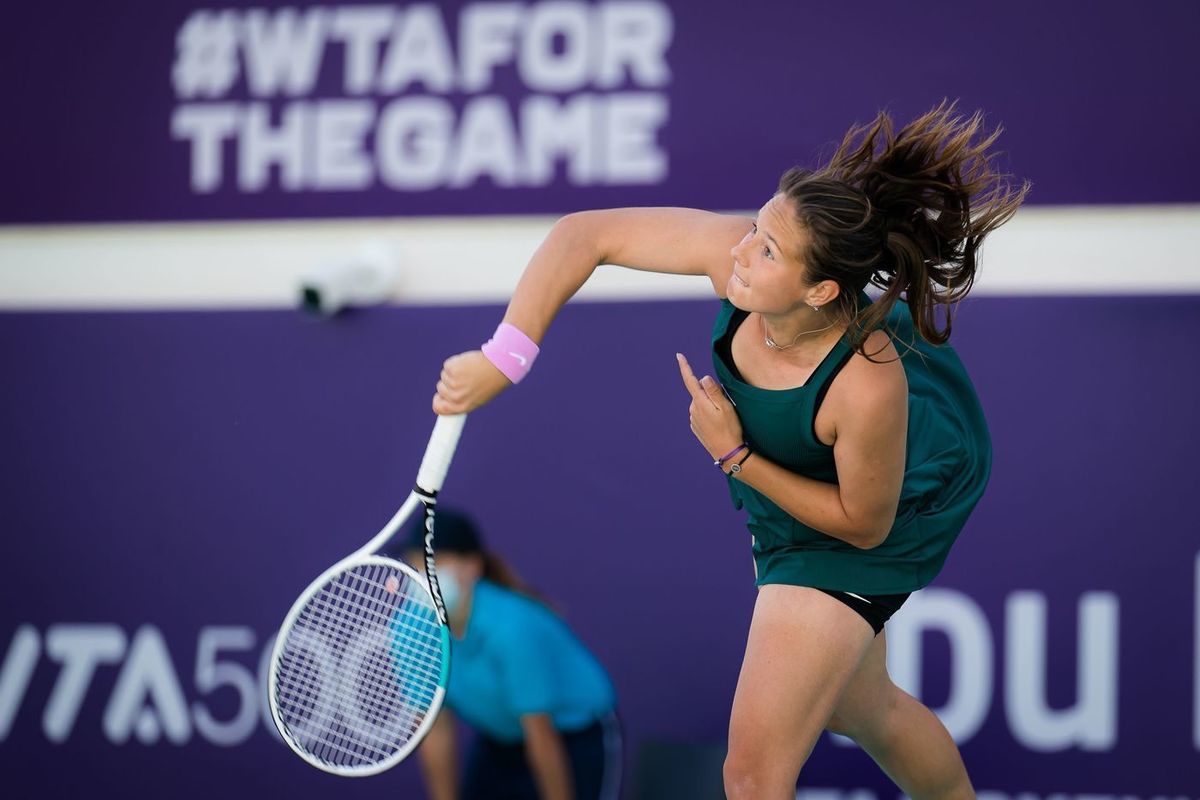Анисимова не пустила Касаткину в финал турнира в Мельбурне