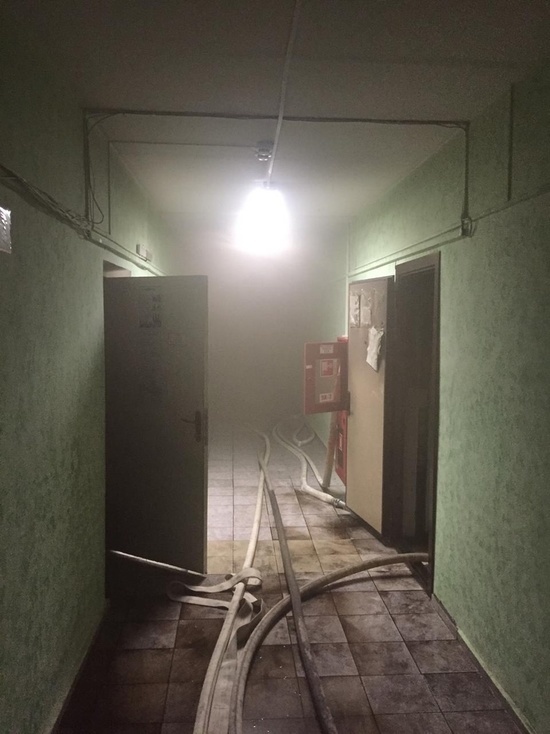 Эвакуировали больше 130 человек: в Новом Уренгое горело студенческое общежитие