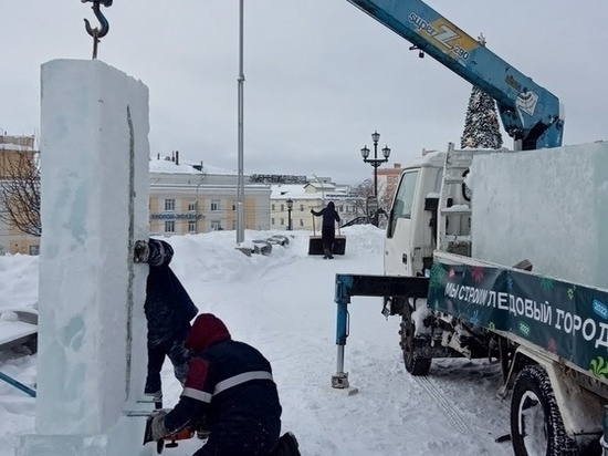 В Ижевске подготавливают лёд для Фестиваля ледяных ангелов и архангелов
