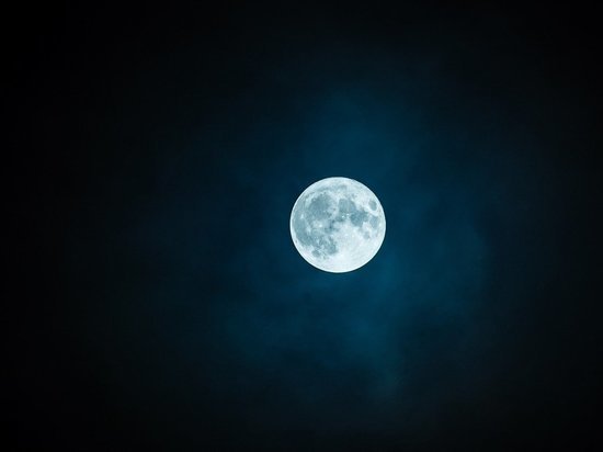Большая Луна (58 фото)