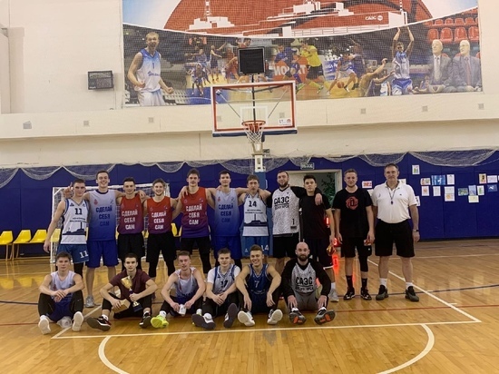 В Десногорске прошел рождественский турнир по баскетболу 3х3