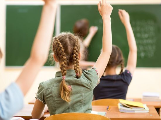 Иркутские школы обязали сообщать родителям об отсутствии детей на уроках
