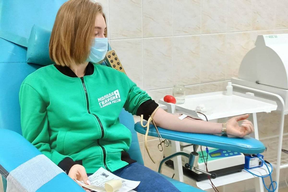 Костромские молодогвардейцы организовали акцию по сдаче донорской крови