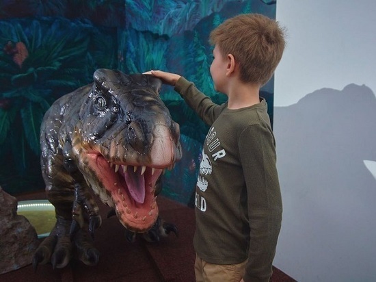 В праздники в Кисловодске почти 600 человек «погуляли» с динозаврами