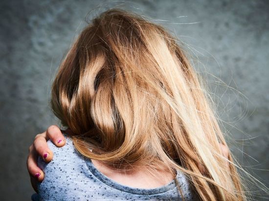 Изнасилование ребенка десятилетней давности раскрыли в Гатчине