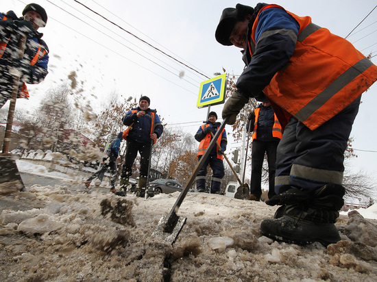 В новогодние праздники с улиц Уфы вывезли 130 тыс кубометров снега