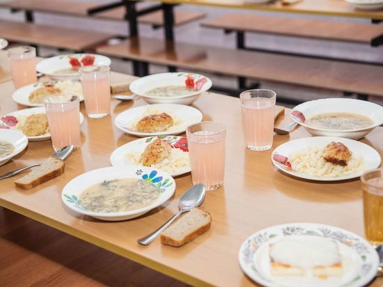Обеды для мурманских школьников подорожали на 25%