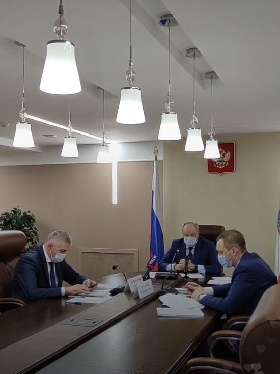 Саратовский губернатор предупредил министра о недопустимости паники