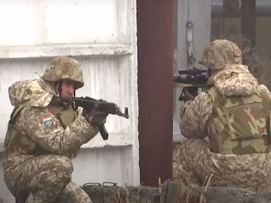 Миротворцы ОДКБ приступили к охране пяти казахстанских объектов