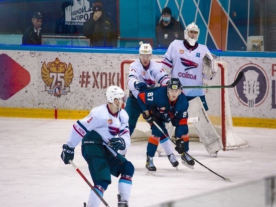 Хоккеисты «Сокола» разгромили на выезде «Южный Урал» и повторили клубный рекорд по победам