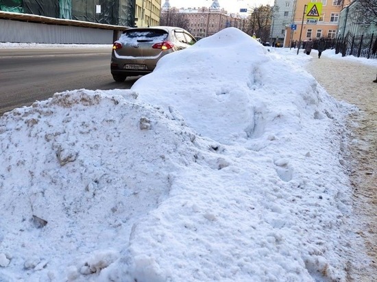 Водитель vs коммунальщики: кто окажется виновным в авариях на петербургских дорогах