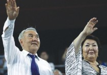 Семью не понятно куда пропавшего первого президента Казахстана Нурсултана Назарбаева ожидают трудные времена - даже если оставить за скобками возможные проблемы с его здоровьем