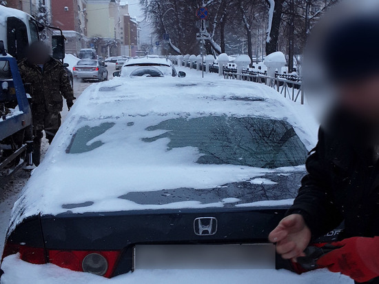 В Рязани за сутки эвакуировали 12 мешающих уборке снега автомобилей