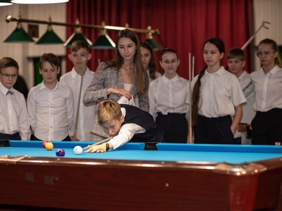 Занятия с детьми проводит заслуженный мастер спорта и призер чемпионата мира Анастасия Нечаева