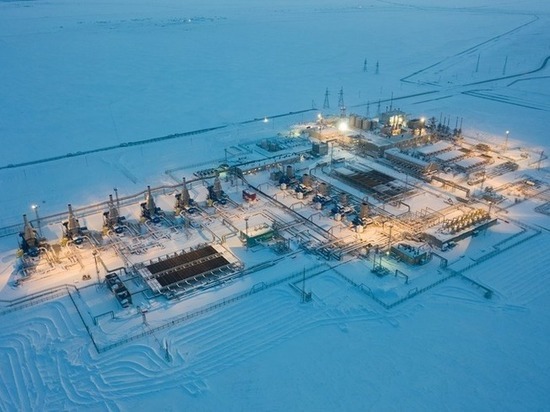 Борьба с омикроном: «Газпром добыча Ямбург» отправит в обсерваторы давно привитых вахтовиков