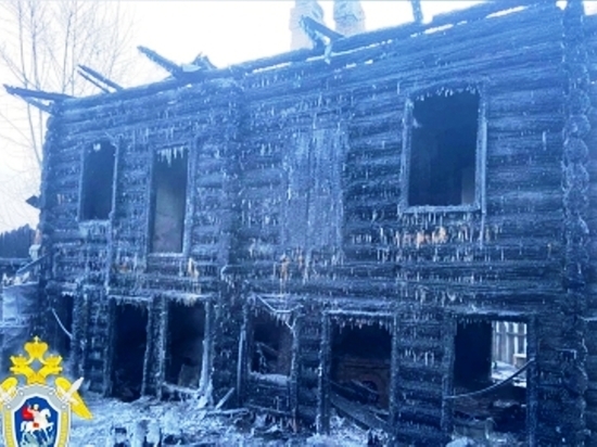 СК выяснит причину смерти мужчины при пожаре на Крестьянской в Чите