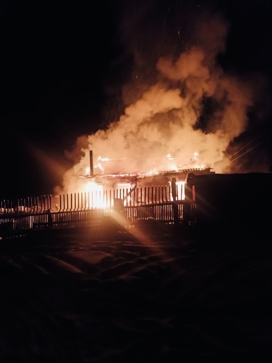 Ведутся поиски погибших на пожаре в селе Томтор Верхоянского района Якутии
