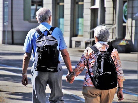 ВТБ повышает доходность по текущим счетам для пенсионеров