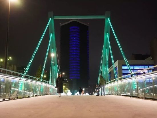 Новый вантовый мост возле БКЗ обзавелся подсветкой в Красноярске