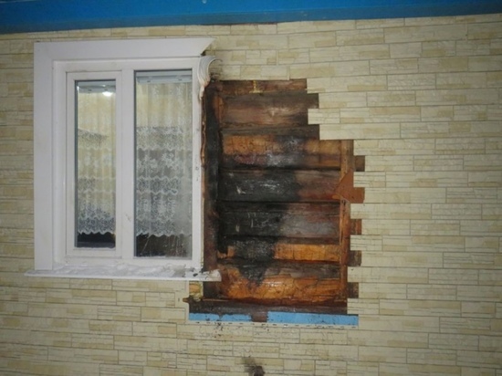 В Томской области полицейские установили подозреваемого в поджоге жилого дома в Асино