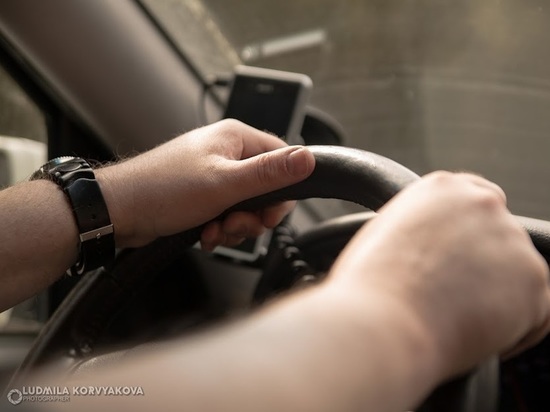 Движение частично возобновили на перекрытом участке трассы "Кола"