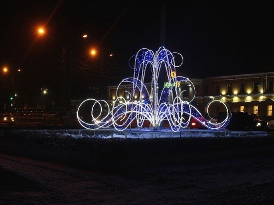 В Барнауле начали демонтировать новогодний городок