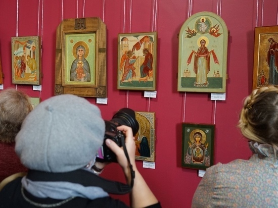 В областной картинной галерее открылась выставка работ тамбовских иконописцев