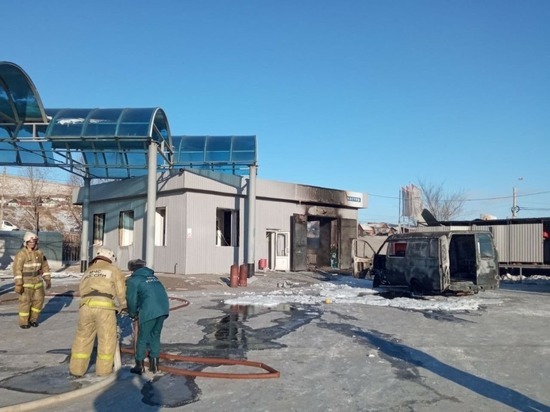 От взрыва газозаправочной станции в Улан-Удэ пострадало шесть человек