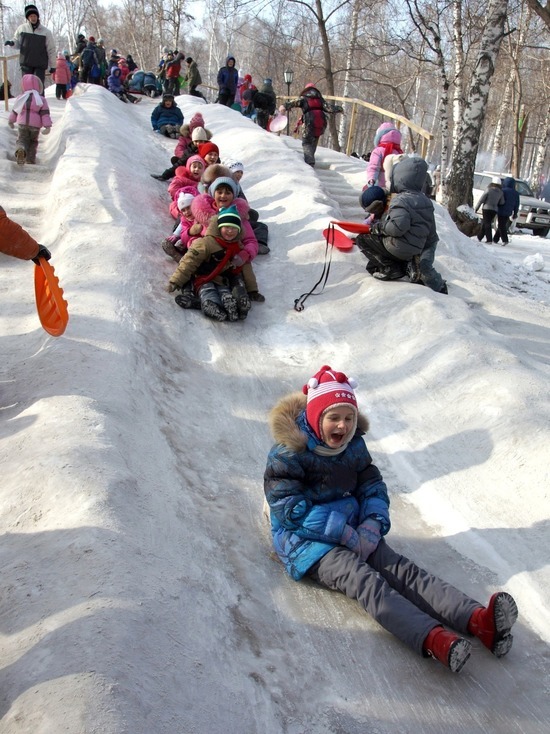  31 ребенок пострадал при катании с горок в новогодние каникулы в Красноярске